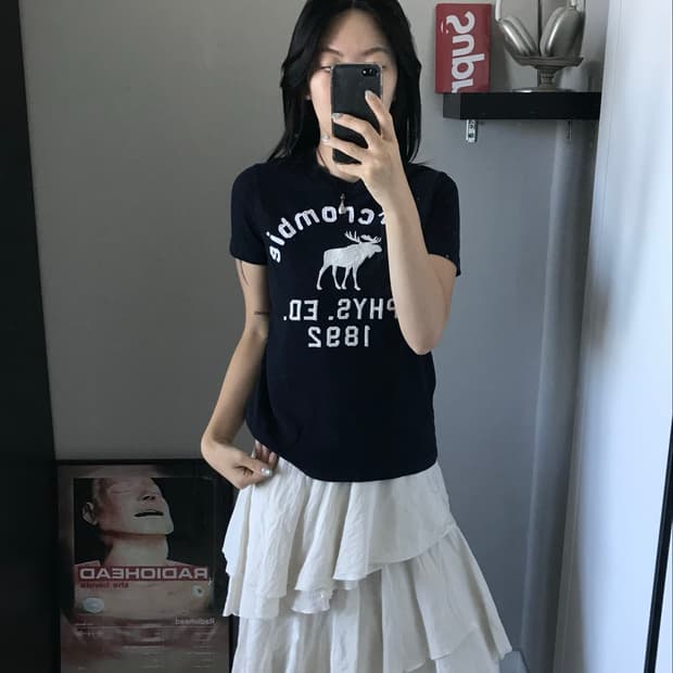 아베크롬비 자수로고 블랙 반팔티