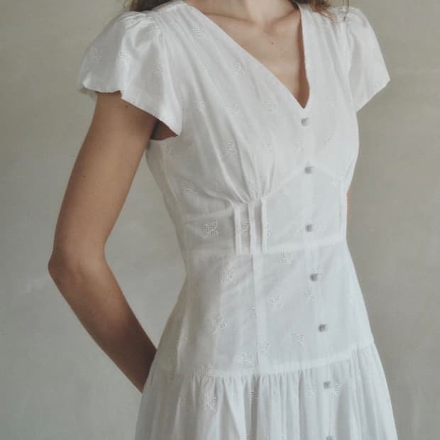 르니나 LILIANA puff sleeve embroidery dress