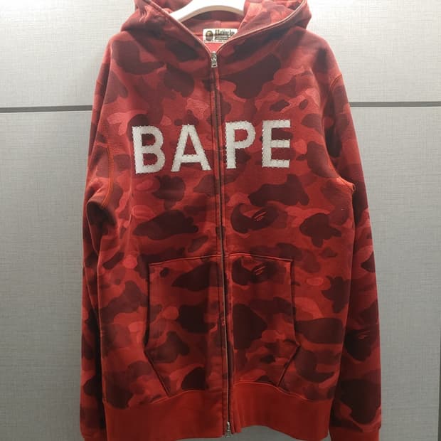 [L] 베이프 스왈로브스키 베이프 로고 레드카모 후드집업