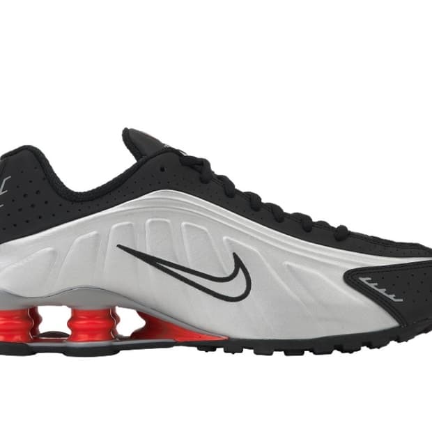 나이키 샥스 R4 260