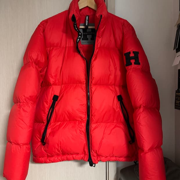 히스토릭리서치 레드 컬러 화이트 덕다운 패딩