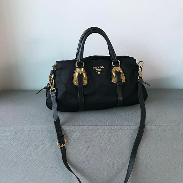 프라다 포코노 나일론 블랙 토트백