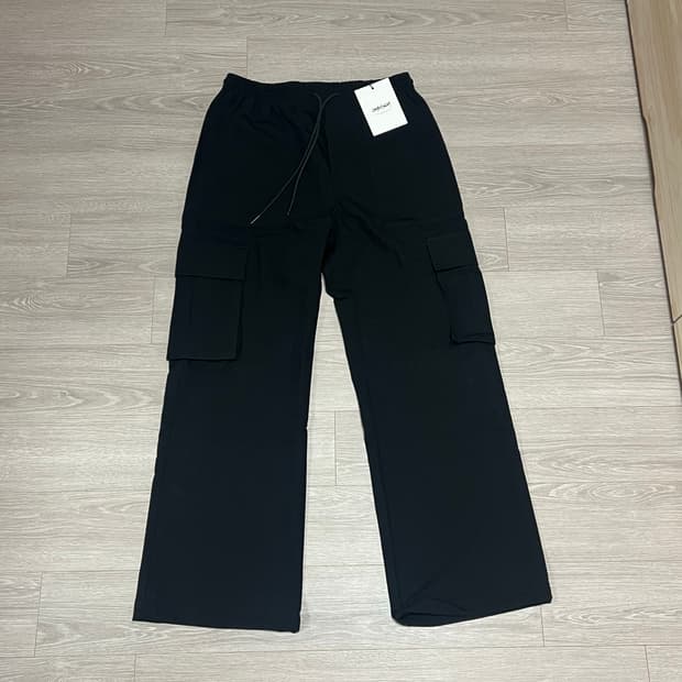 새상품) 세븐셀라 세미와이드 카고조거 팬츠