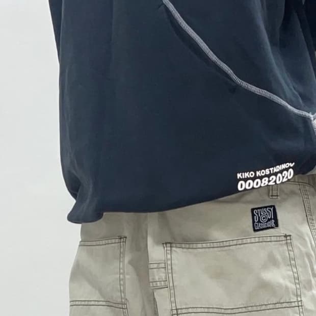 아식스 키코코스타디노브 맨투맨