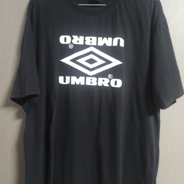 엄브로 반팔 티셔츠, XL
