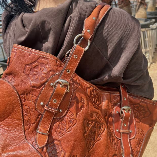 레어‼️)) GUCCI 정품 빈티지 구찌 브라운 엠보 토트백