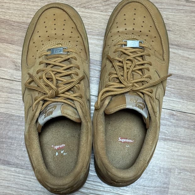 나이키X슈프림 에어포스1 270