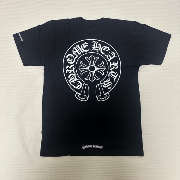 크롬하츠 반팔티 판매합니다~