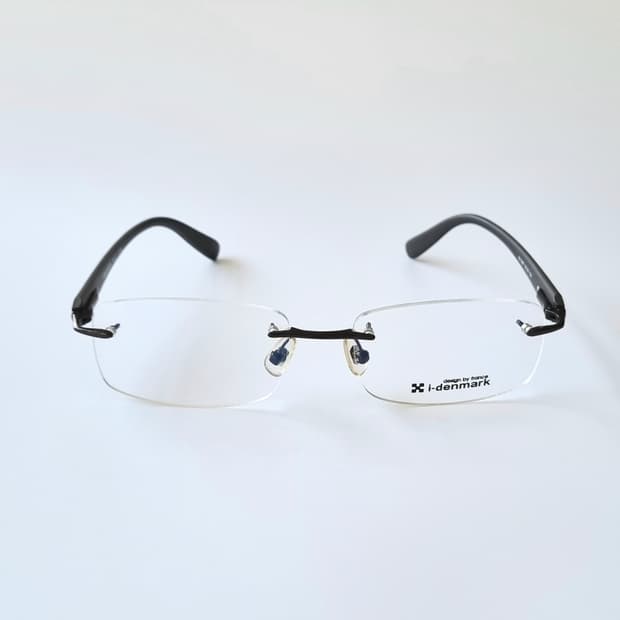 데드스탁 i-denmark 프리미엄 무테 안경테 645