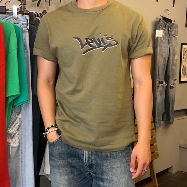 Levi’s Orange Tap logo print cotton T