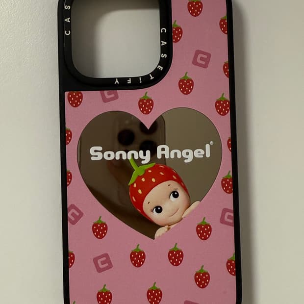 소니엔젤 딸기 케이스티파이 16프로 미러 케이스