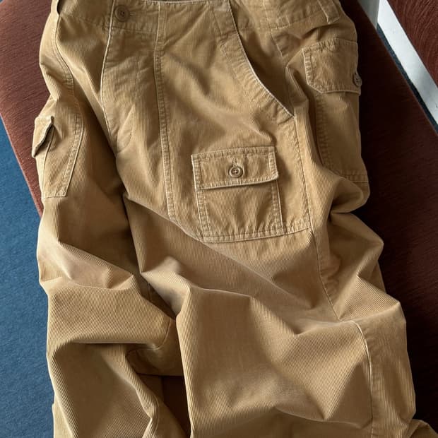 Narrow cord design fatigue pants