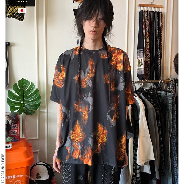 NO ID. Flame Floral Graphic T-Shirt