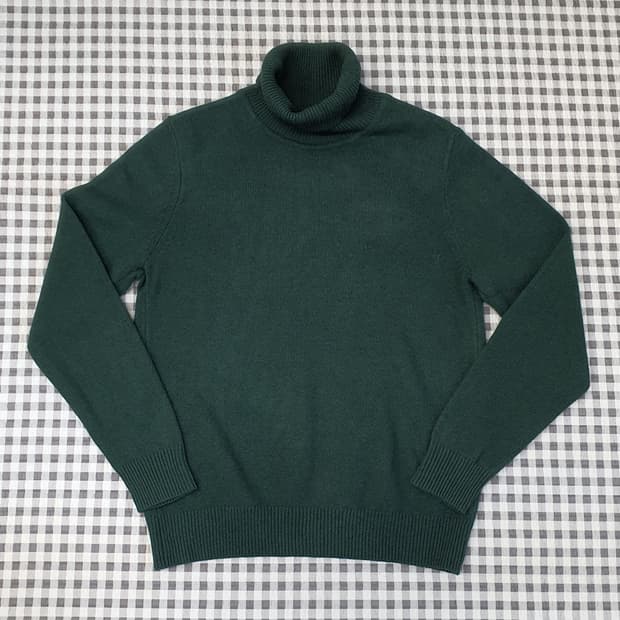 유니클로 울100 터틀넥 니트 남자95