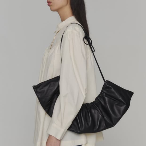 아모멘토 셔링백