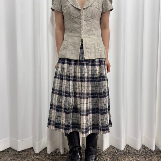 check pleats skirt