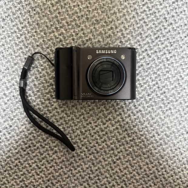 삼성 VLUU NV24HD 디지털 카메라