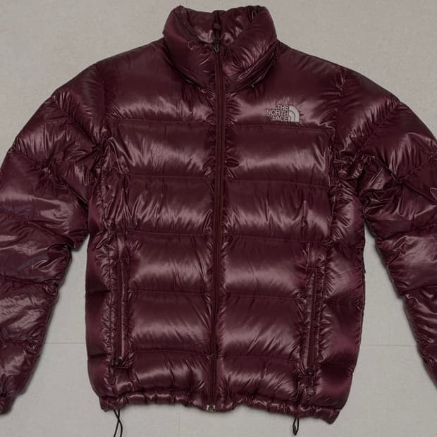 노스페이스 패딩 버건디