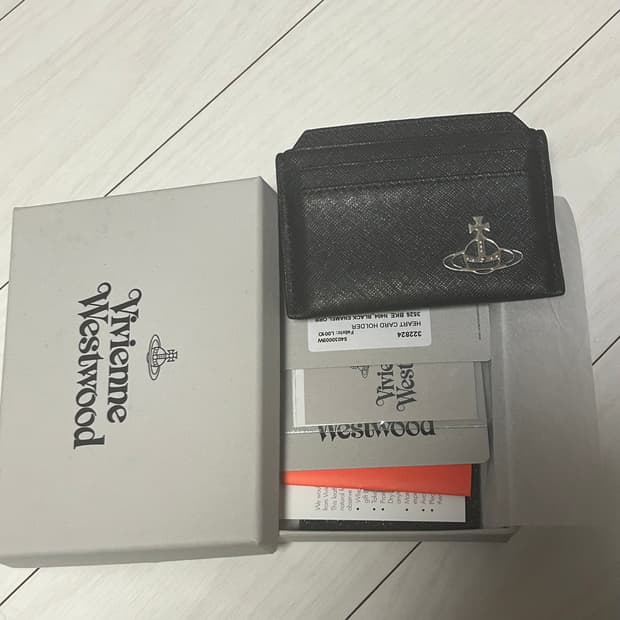 비비안웨스트우드 사피아노 슬림 카드지갑