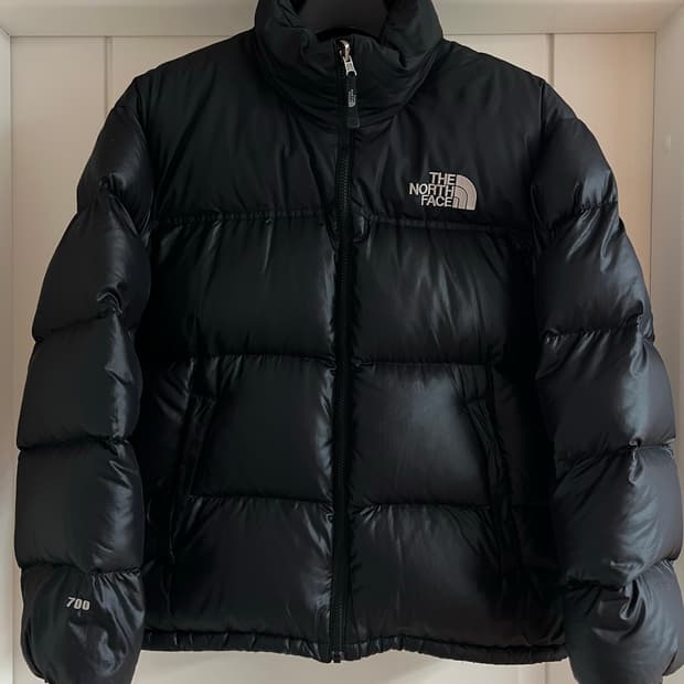 눕시 700 블랙 유광