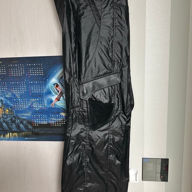 Xlim ep7 04 trousers 
