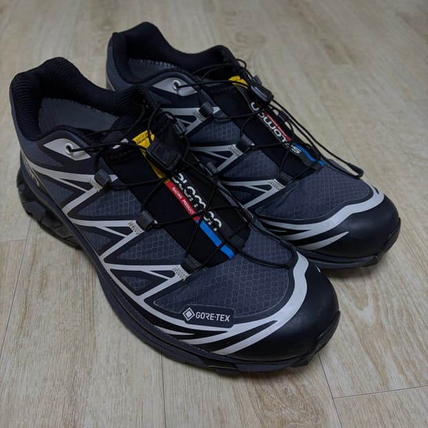 살로몬 에보니 260