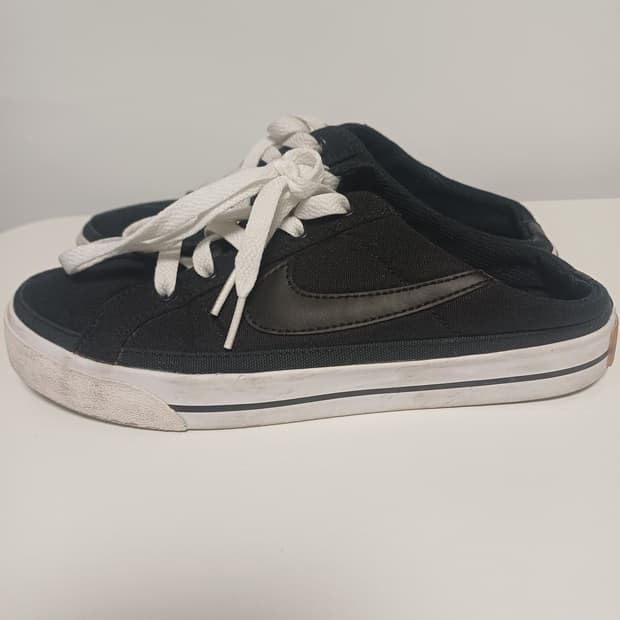 나이키 코트 레거시 뮬 검흰(235) - 상태 양호 / 스테디셀러