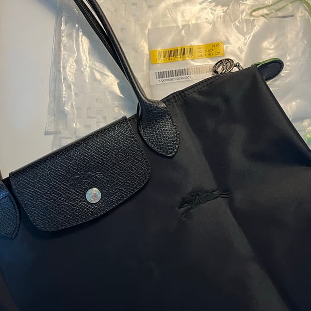 롱샴 르 플리아쥬 숄더백 M