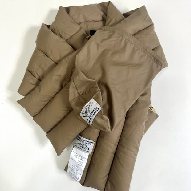 록키마운틴 페더베드 패딩 목도리 