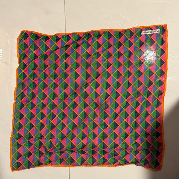 입생로랑 빈티지 실크 스카프