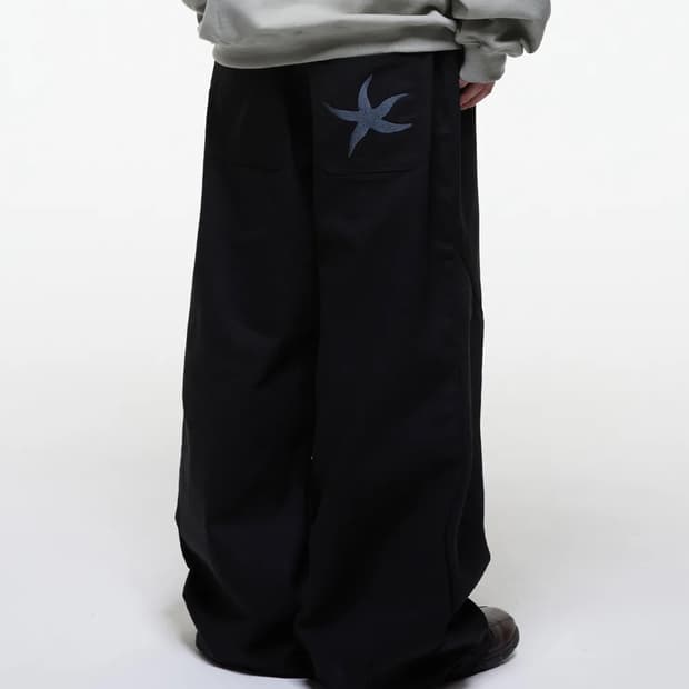 TCM starfish chino pants (black)