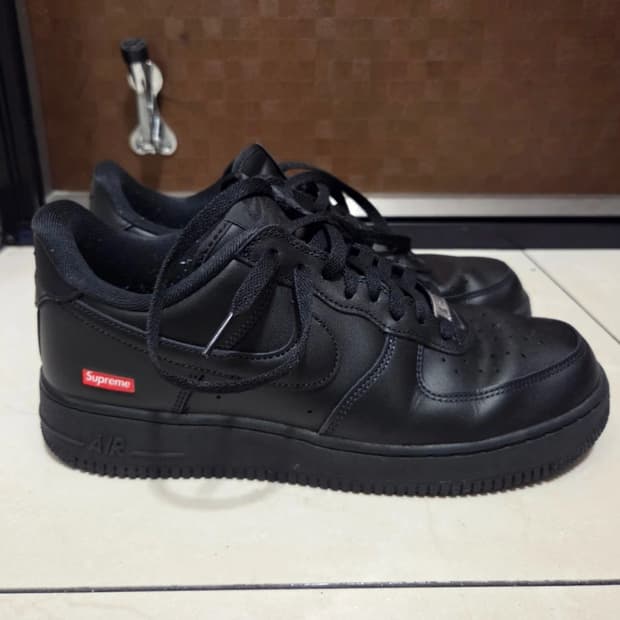 에어포스 슈프림 블랙 285