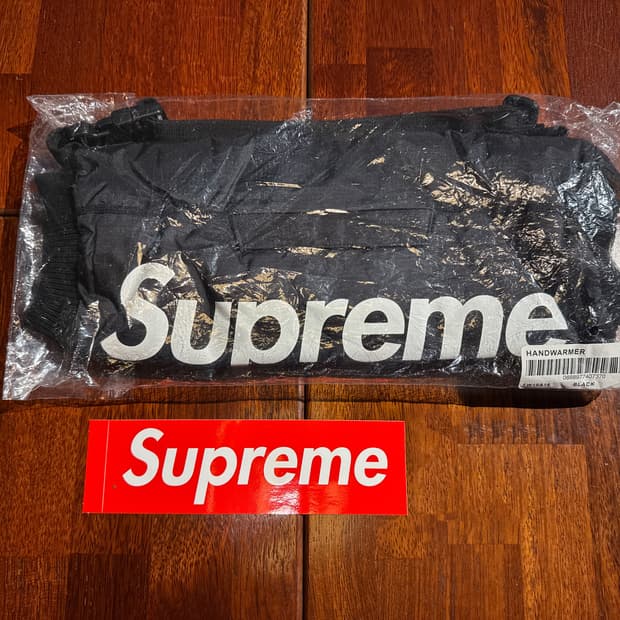 슈프림 핸드워머 | Supreme Handwarmer