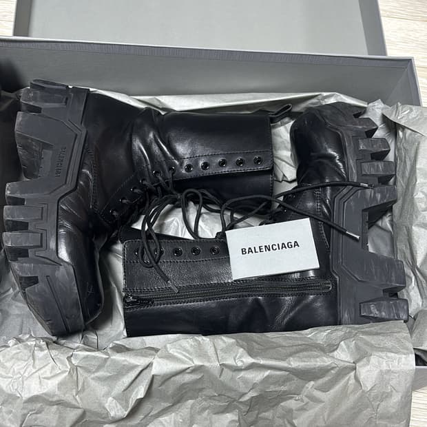 발렌시아가 불도저 레이스업 부츠 블랙 41