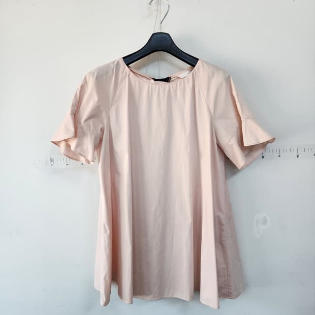 레니본 연핑크 플레어 반팔 블라우스