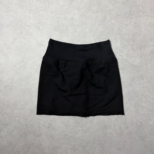 앤 드뮐미스터 컷아웃 스커트