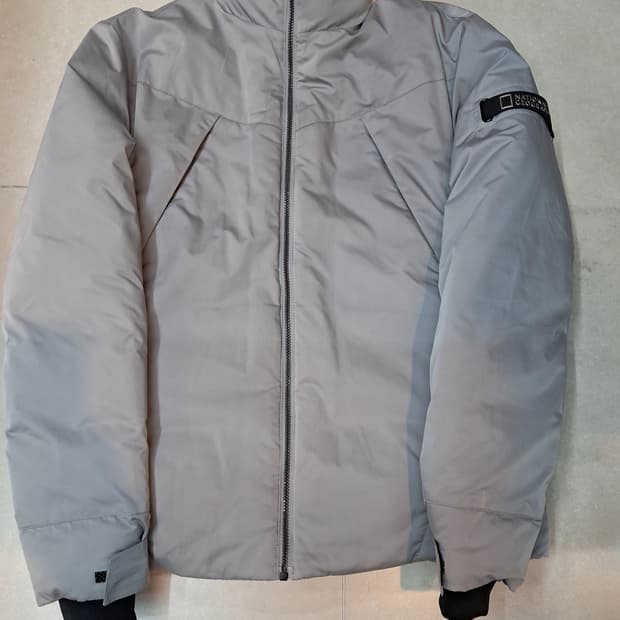 내셔널지오그래픽 남성 패딩 100