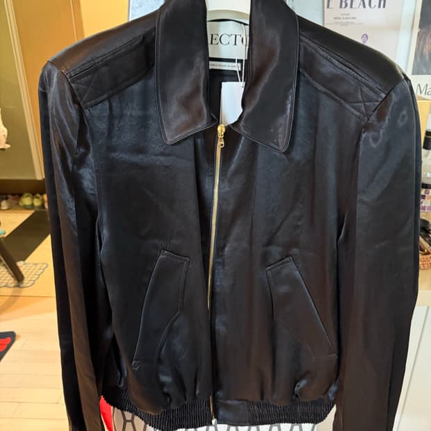 렉토 25ss 플루이드 벤 점퍼 블래 L사이즈 새상품