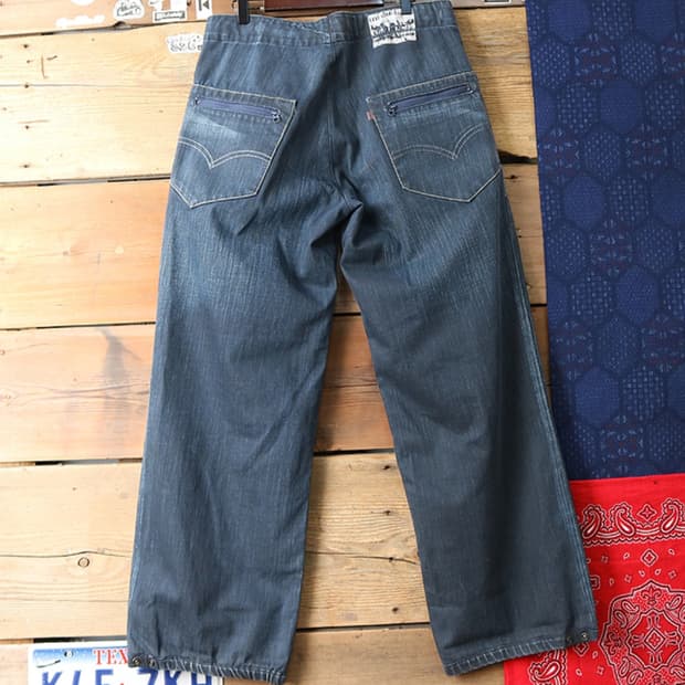 
00S levis n3bp 리바이스 엔쓰리비피 와이드핏 데님  
32