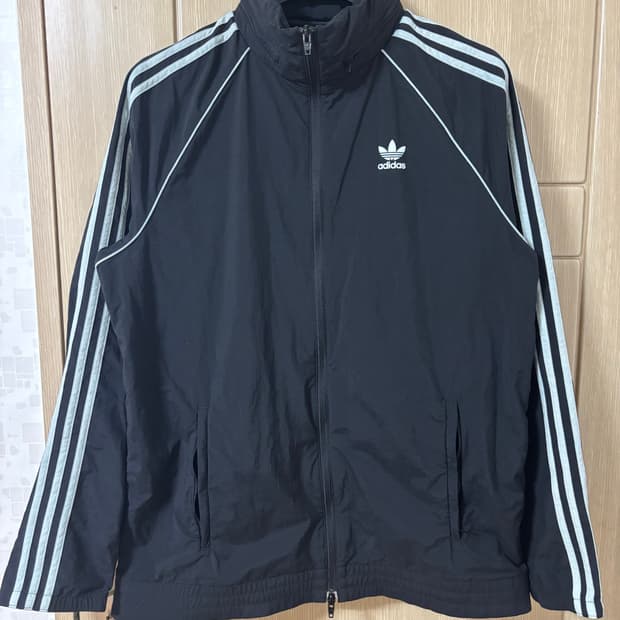 아디다스 블랙 바람막이 XL