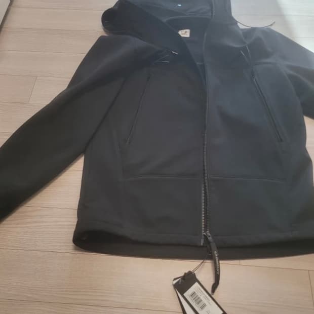 Cp컴퍼니 쉘 R자켓 새상품