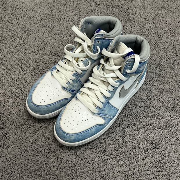 (240) 조던 GS 1 레트로 하이 OG 하이퍼 로얄