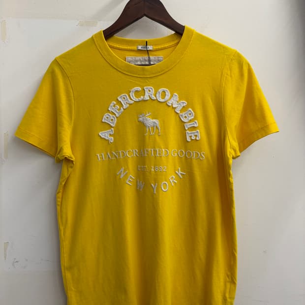 N219. 아베크롬비 반팔