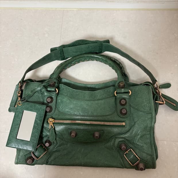 발렌시아가 모터 시티백 그린