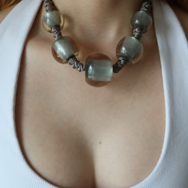 silver glass bead necklace