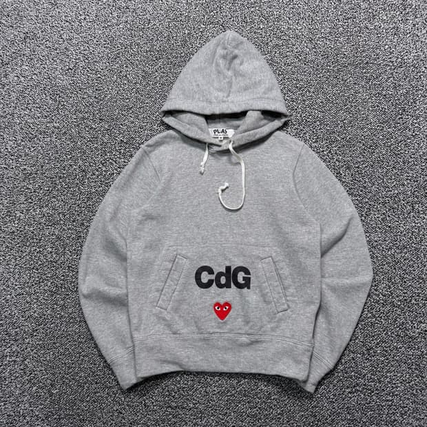 Name : 꼼데가르송 시그니처 미드로고 그레이컬러 후드티 :) 