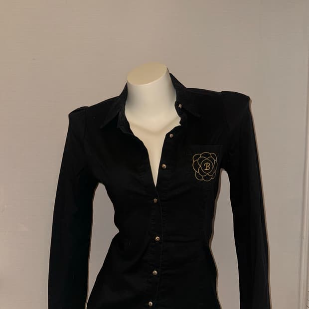 빈티지 슬림핏 블랙 셔츠