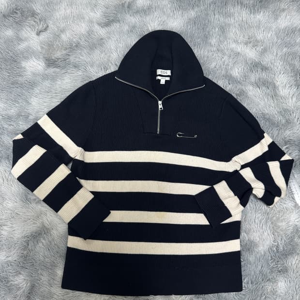 cos 코스 반집업 울 니트 XL사이즈