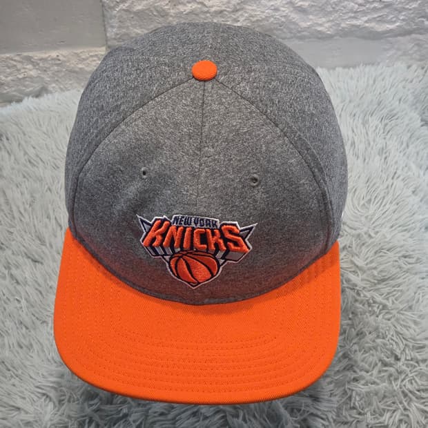 L2-1:나이키 NBA 뉴욕 닉스 드라이핏 스냅백(56~59cm)