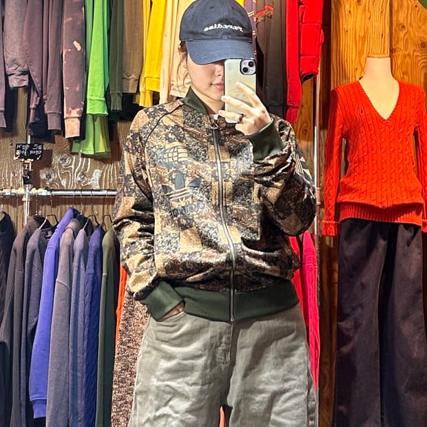 M 아디다스 리얼트리 카모패턴 카키 트랙탑